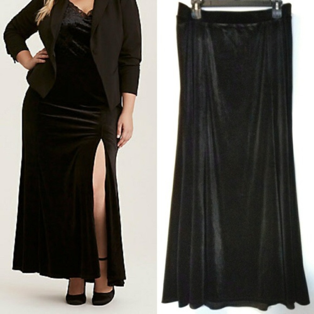 Black Velvet Skirt